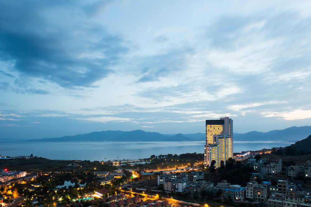 Angsana Fuxian Lake Chengjiang  Екстер'єр фото