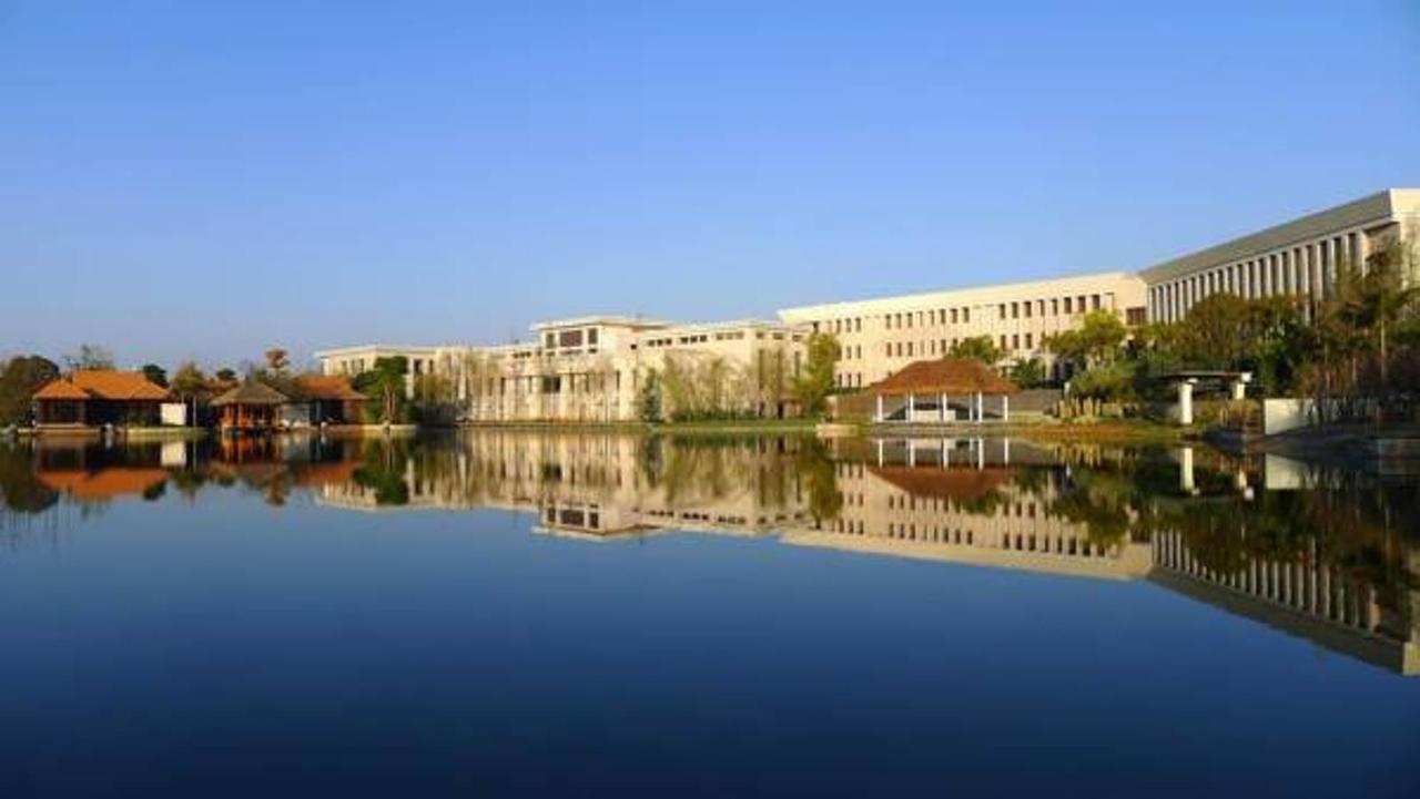 Angsana Fuxian Lake Chengjiang  Екстер'єр фото